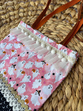 Load image into Gallery viewer, Friendly Ghosts Halloween Treat Bag