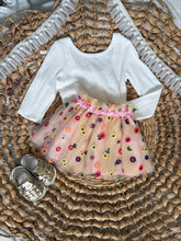 Load image into Gallery viewer, Boho Flower Girl Tulle Tutu Skirt